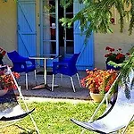 Hotell Logis De La Truffe - De La Truffe