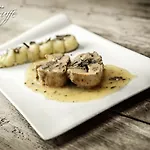 Hotell Logis De La Truffe - De La Truffe 3*