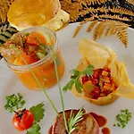 Logis De La Truffe - De La Truffe 3* Sorges