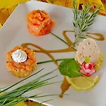 Logis De La Truffe - De La Truffe 3* Sorges