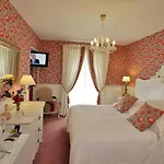 Hotell Logis De La Truffe - De La Truffe