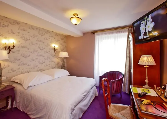 Hotel Logis De La Truffe - De La Truffe 3*